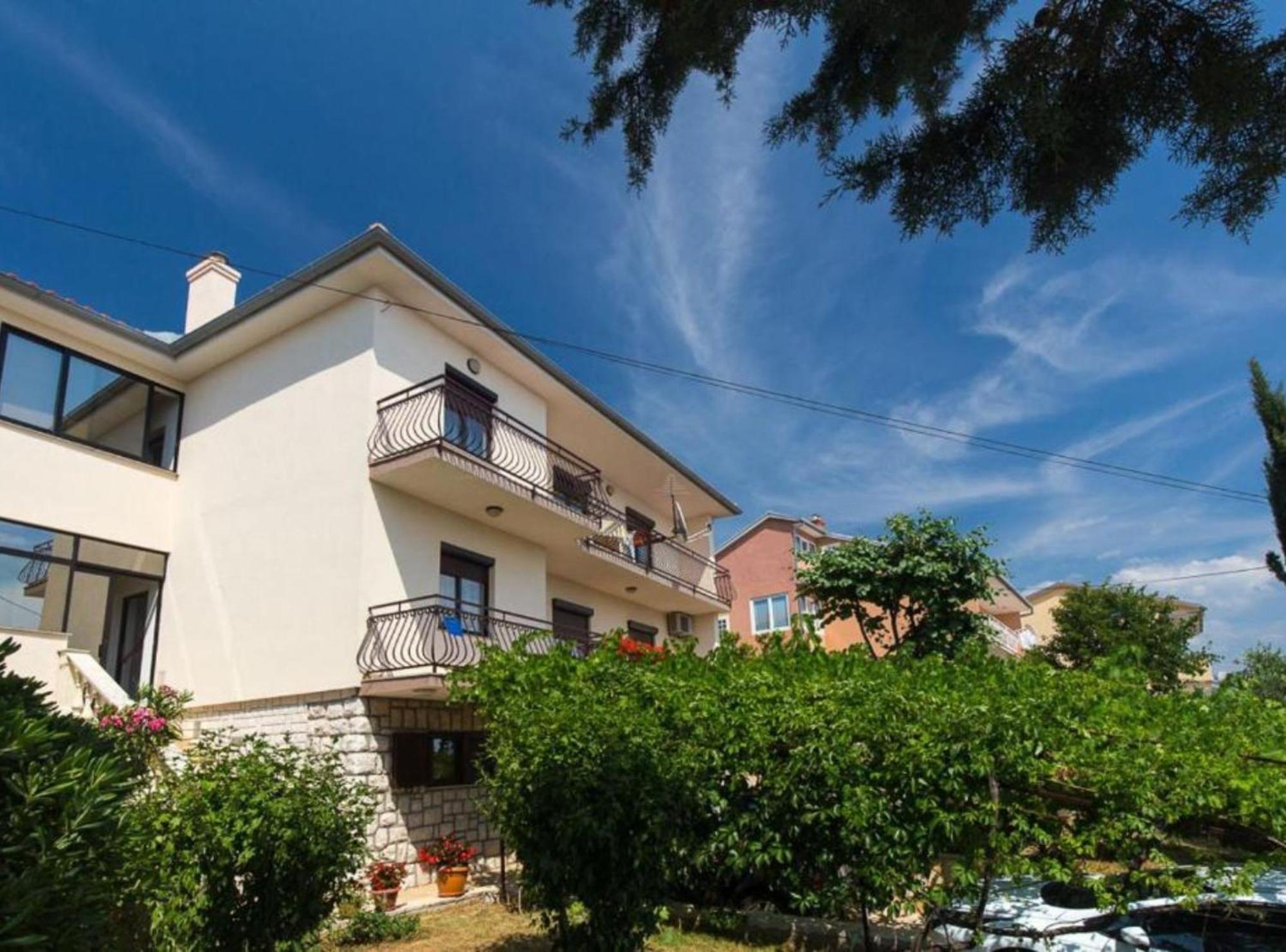 Apartments Marko Novi Vinodolski Exterior photo